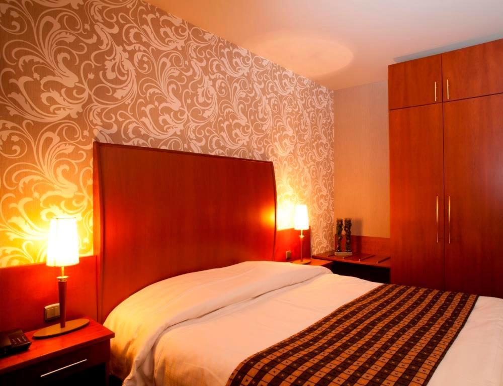 Hotel De Notelaer بورنم المظهر الخارجي الصورة