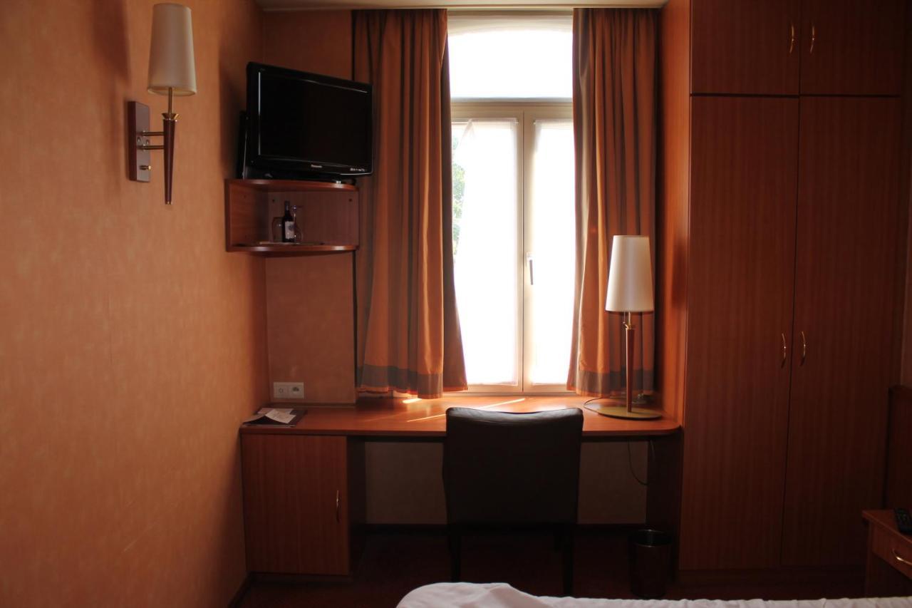 Hotel De Notelaer بورنم المظهر الخارجي الصورة
